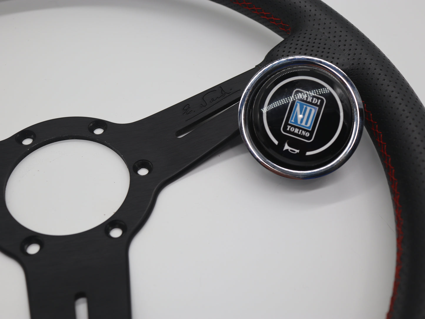 360mm Nardi Classic