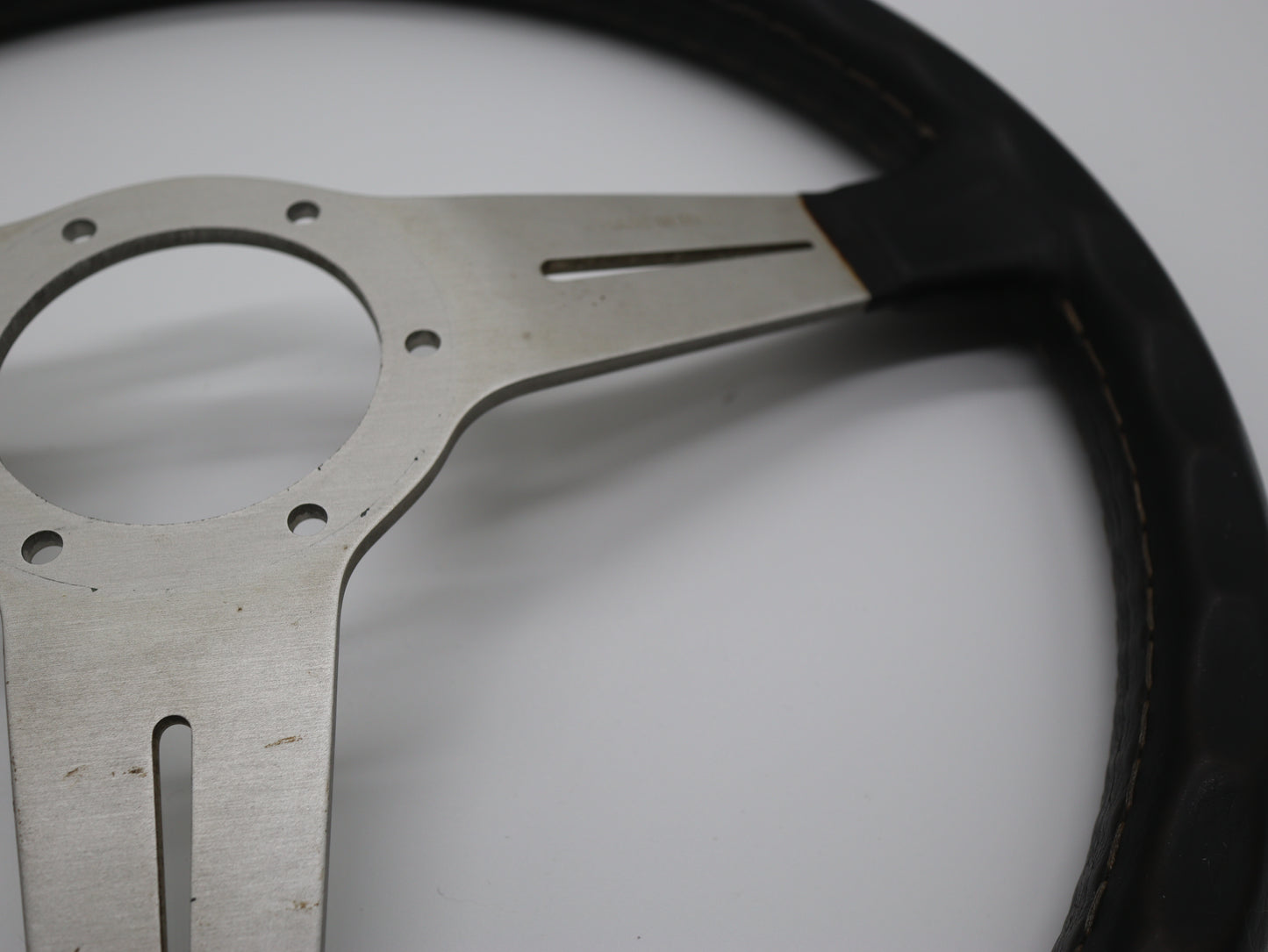 360mm Nardi Classic