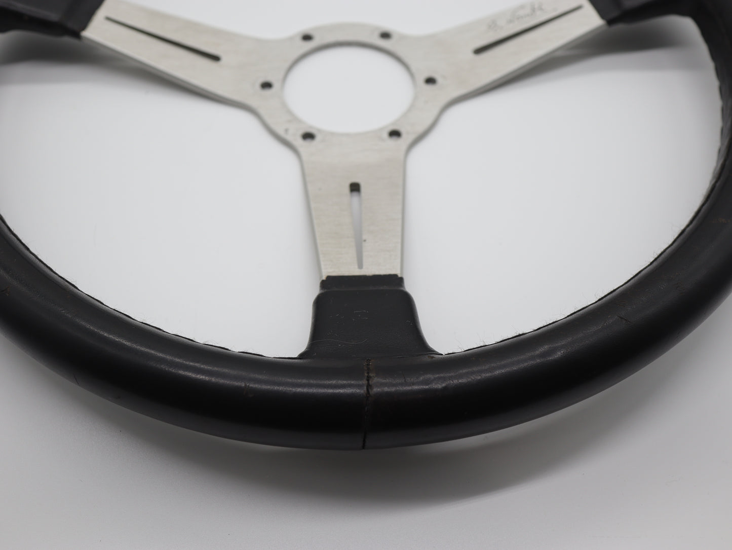 360mm Nardi Classic