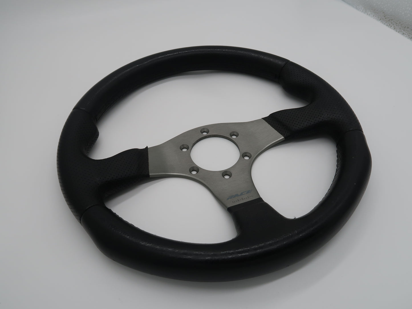 320mm Momo Race